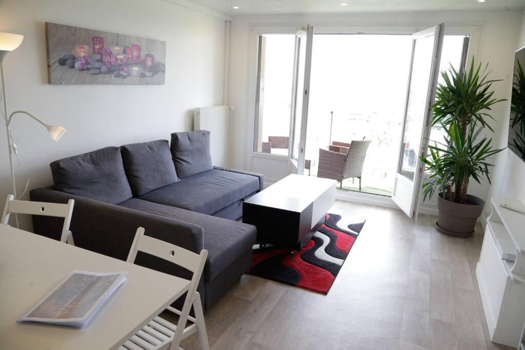 Ferienwohnung Le Refuge Blesois Avec Parking Prive - Blesois Refuge With Private Parking Blois Exterior foto
