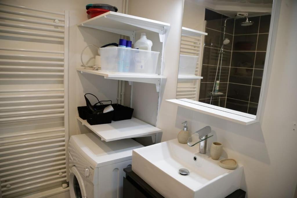 Ferienwohnung Le Refuge Blesois Avec Parking Prive - Blesois Refuge With Private Parking Blois Exterior foto